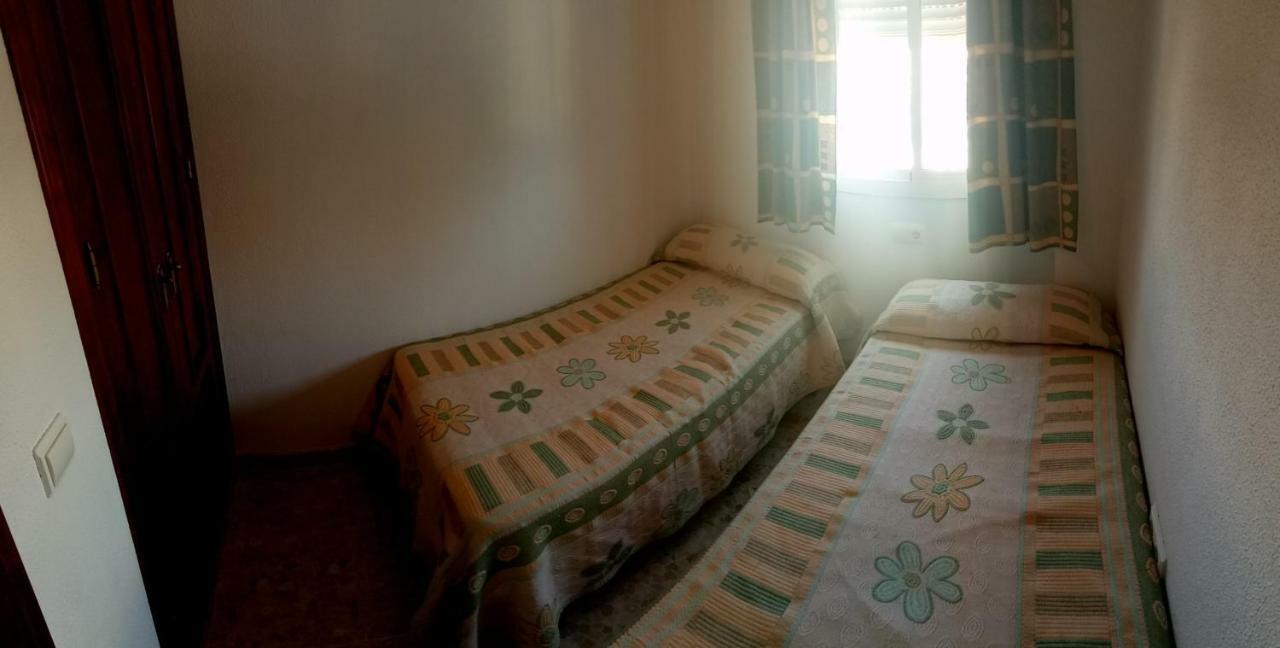 קוניל דה לה פרונטרה Apartamento Villamartin, Tranquilo Y Con Parking מראה חיצוני תמונה